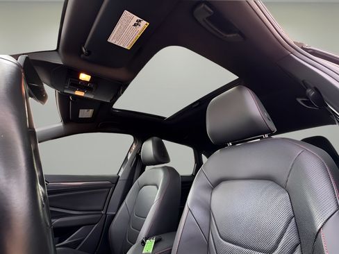 Used 2021 Volkswagen Jetta GLI Autobahn FWD image 17