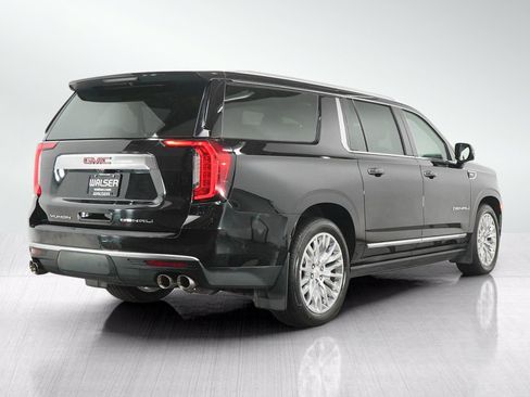 Used 2023 GMC Yukon XL Denali w/ Denali Reserve Package AWD/4WD image 5