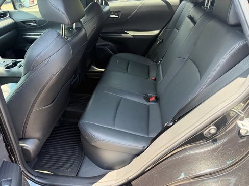 Used 2022 Toyota Venza XLE AWD/4WD image 25