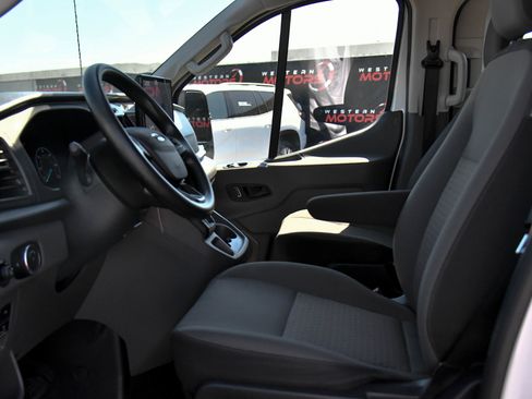 Used 2023 Ford Transit 350 XLT image 17