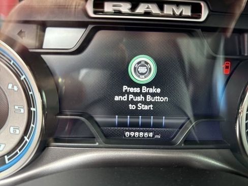 Used 2020 RAM 1500 Limited image 10