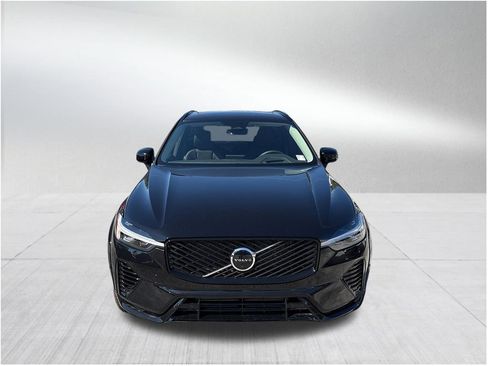 New 2026 Volvo XC60 T8 Ultra AWD/4WD image 2