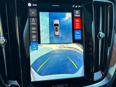 New 2026 Volvo V60 B5 Cross Country Plus image 17