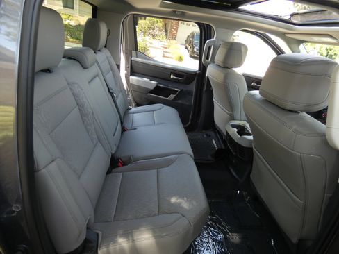 Used 2024 Toyota Tundra Limited w/ TRD Off-Road Package AWD/4WD image 41