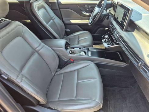Certified 2023 Lincoln Corsair AWD w/ Towing Package image 31