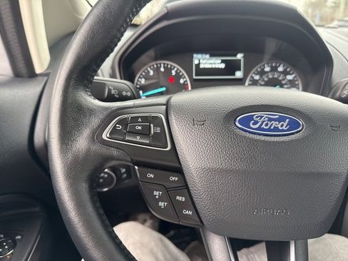 Used 2018 Ford EcoSport SE w/ SE Convenience Package image 17