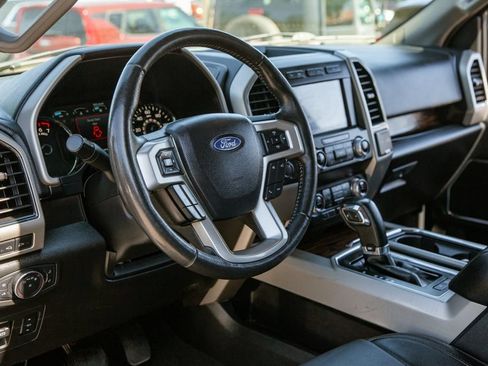 Used 2020 Ford F150 Lariat w/ Equipment Group 502A Luxury AWD/4WD image 10