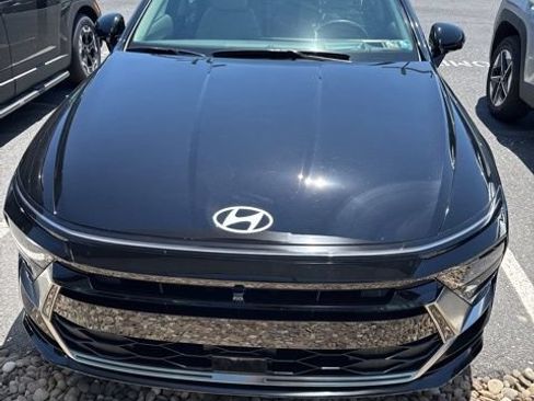 Used 2024 Hyundai Sonata Limited FWD image 1