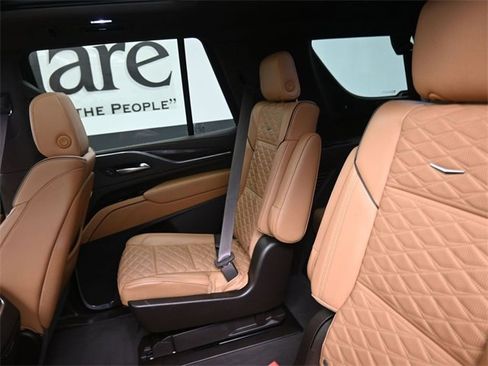 Used 2021 Cadillac Escalade Sport w/ Driver Assist Tech Package image 22