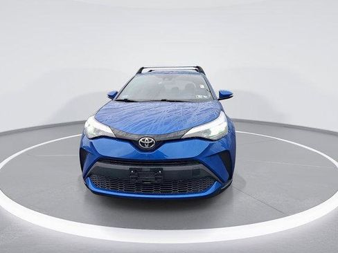 Certified 2022 Toyota C-HR XLE image 5