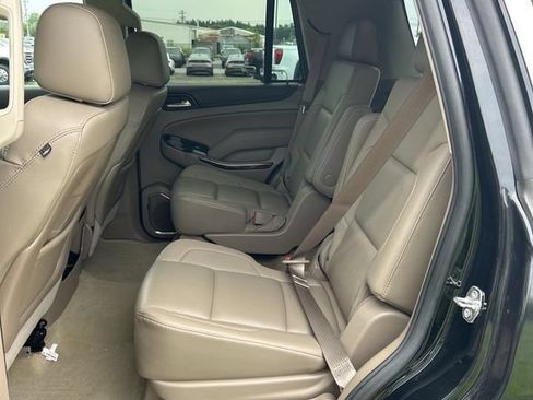 Used 2016 GMC Yukon SLT w/ Open Road Package AWD/4WD image 6