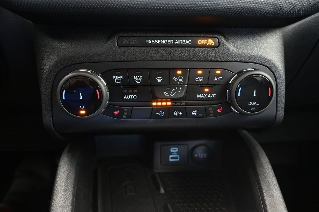 Used 2022 Ford Bronco Sport Outer Banks w/ Tech Package AWD/4WD image 28