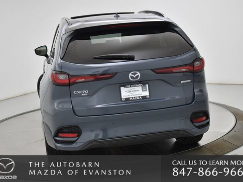 Certified 2025 MAZDA CX-70 3.3 Turbo S w/ Premium Plus AWD/4WD image 10