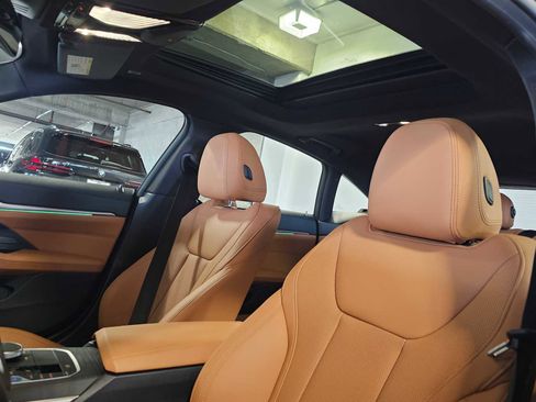 Certified 2023 BMW i4 eDrive35 image 32