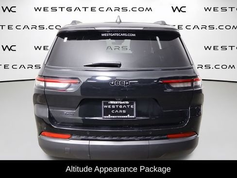 Used 2023 Jeep Grand Cherokee L Laredo AWD/4WD image 4