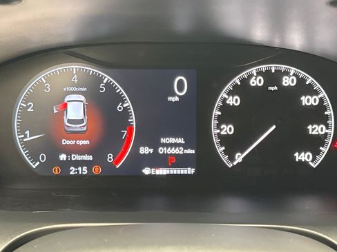 Used 2025 Honda HR-V Sport image 13