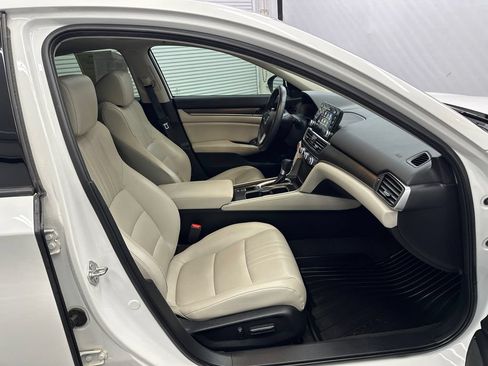 Used 2018 Honda Accord EX-L image 15