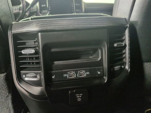 Certified 2022 RAM 3500 Limited image 31