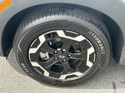 Used 2025 Hyundai Santa Fe SE image 14