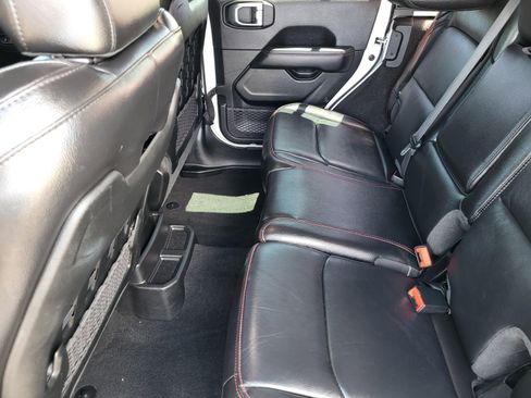 Used 2021 Jeep Wrangler Unlimited Rubicon AWD/4WD image 24