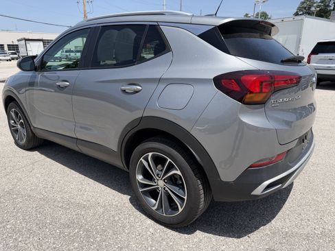 Used 2023 Buick Encore GX Select w/ Safety Package II AWD/4WD image 5