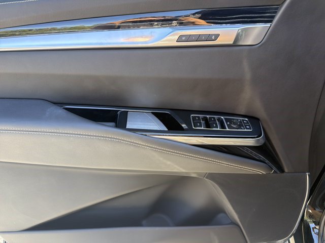 Certified 2025 Cadillac Escalade Sport w/ Touring Package AWD/4WD image 5