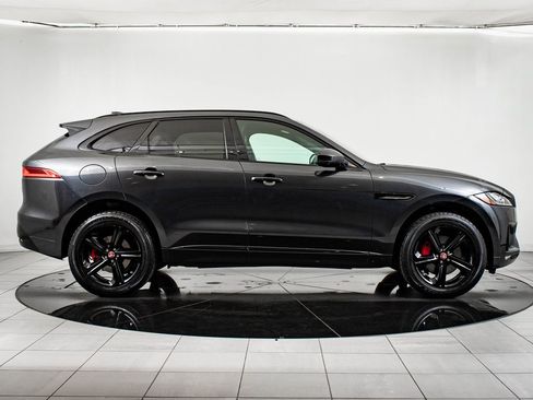 Used 2020 Jaguar F-PACE S image 11