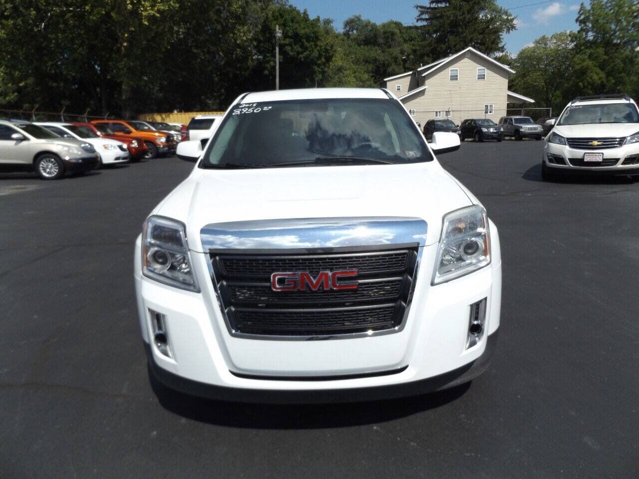 Used 2015 GMC Terrain SLE AWD/4WD image 2