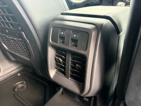 New 2026 Ford Bronco Badlands image 33