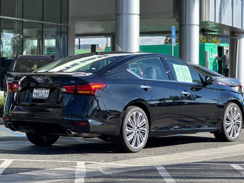 Used 2024 Nissan Altima 2.5 SL image 4