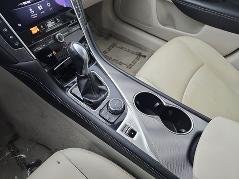 Used 2015 INFINITI Q50 AWD w/ Moonroof Package image 25