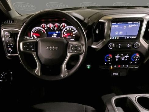Used 2022 Chevrolet Silverado 1500 RST AWD/4WD image 19