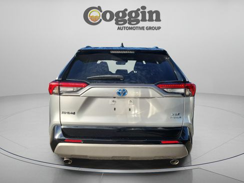 Used 2023 Toyota RAV4 XSE w/ XSE Grade Weather Package AWD/4WD image 3