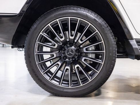 Used 2025 Mercedes-Benz G 63 AMG 4MATIC image 24