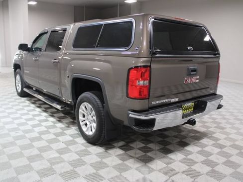 Used 2015 GMC Sierra 1500 SLE w/ SLE Value Package AWD/4WD image 9