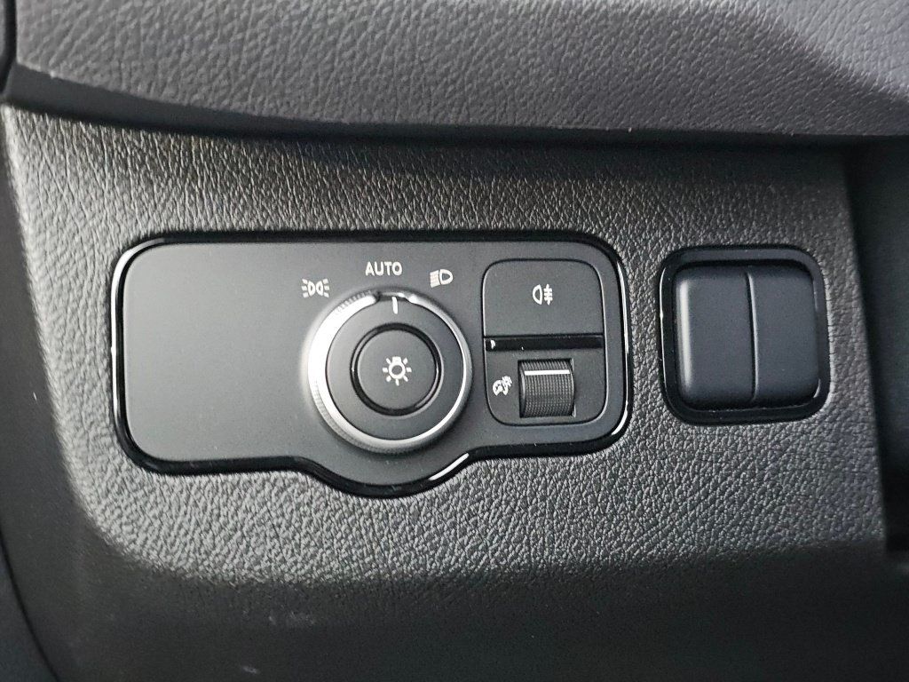 New 2025 Mercedes-Benz Sprinter 2500 image 21