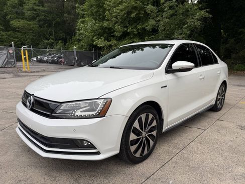Used 2016 Volkswagen Jetta SEL Premium FWD image 1
