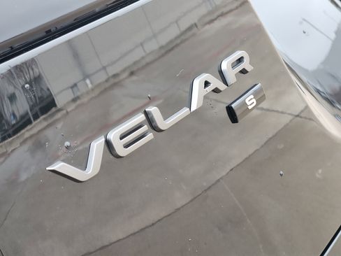 Certified 2021 Land Rover Range Rover Velar R-Dynamic S image 12
