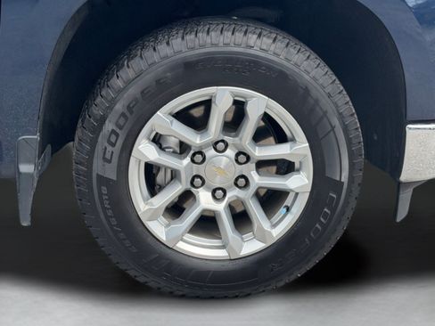Used 2023 Chevrolet Silverado 1500 LT RWD image 18