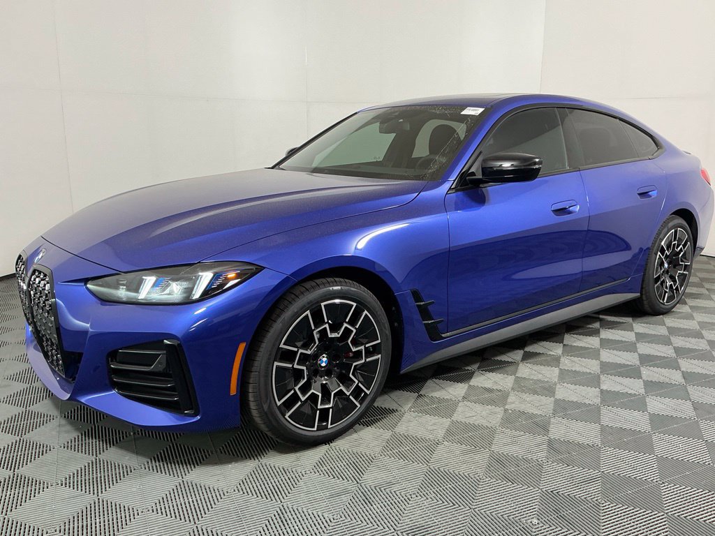 New 2026 BMW 430i w/ M Sport Package RWD image 2