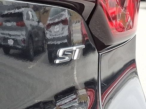 Used 2024 Buick Encore GX Sport Touring image 28