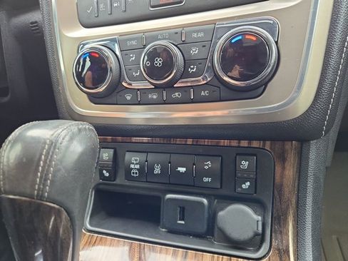 Used 2015 GMC Acadia Denali image 26