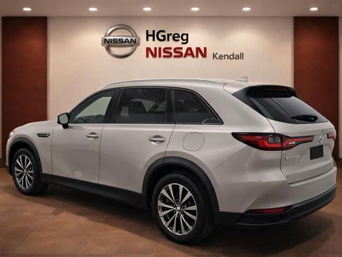Used 2024 MAZDA CX-90 3.3 Turbo w/ Preferred Plus AWD/4WD image 2