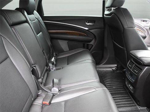 Used 2020 Acura MDX SH-AWD w/ Technology Package image 18