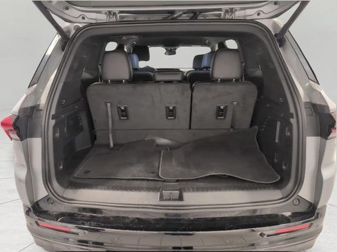 Used 2026 Buick Enclave Sport Touring AWD/4WD image 15