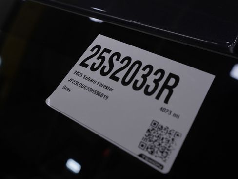 Certified 2025 Subaru Forester Premium image 31