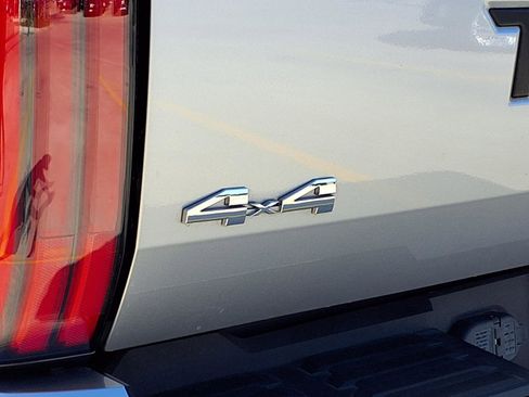 Used 2023 Toyota Tundra Limited image 8