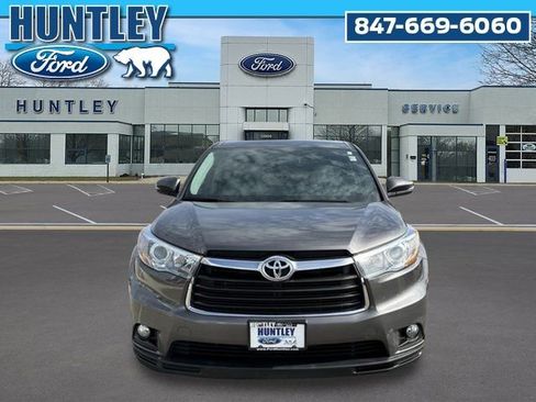 Used 2016 Toyota Highlander Plus image 3