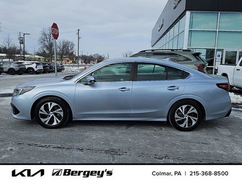 Used 2022 Subaru Legacy Premium image 9