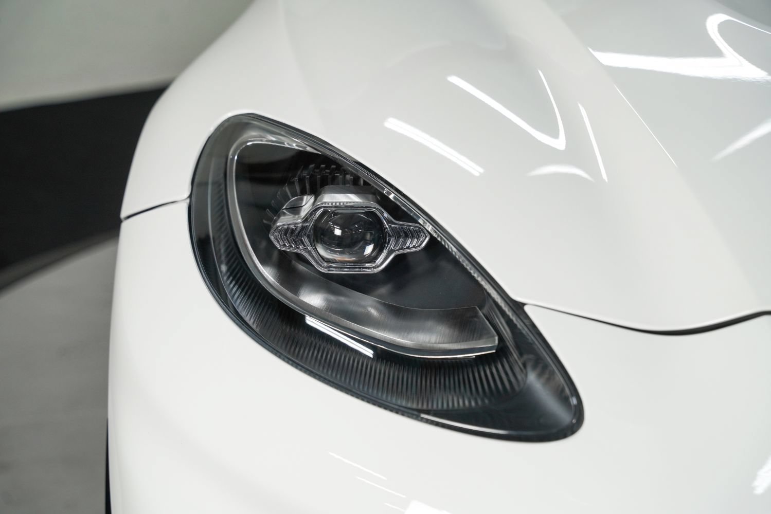 Used 2023 Aston Martin DBX 707 AWD/4WD image 12
